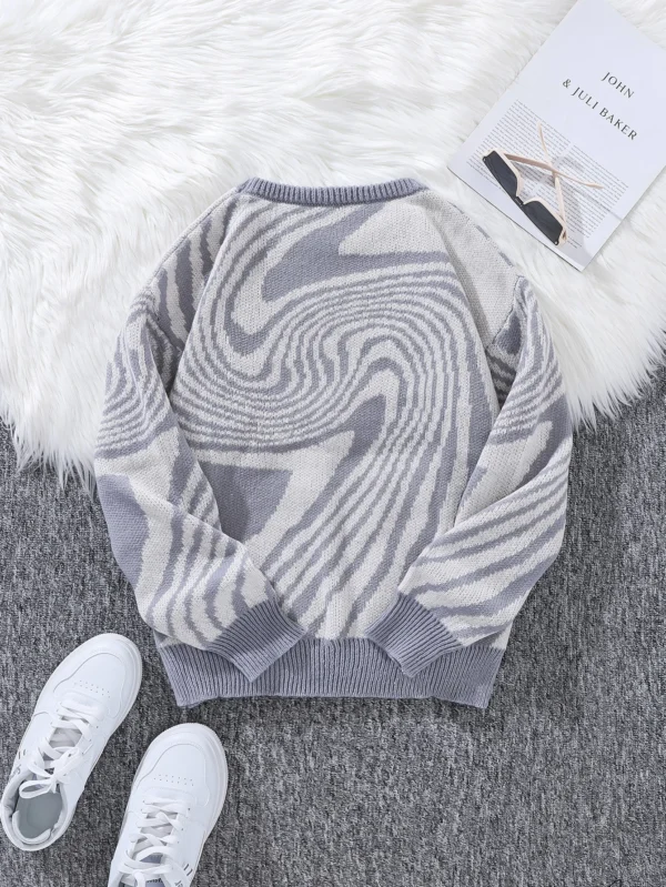 Casual Labyrinth Sweater - Image 4