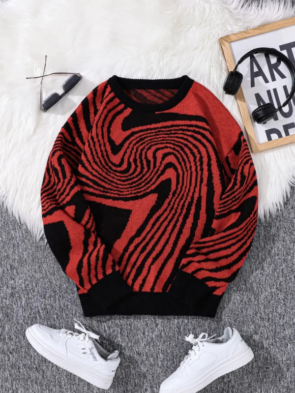Casual Labyrinth Sweater - Image 7