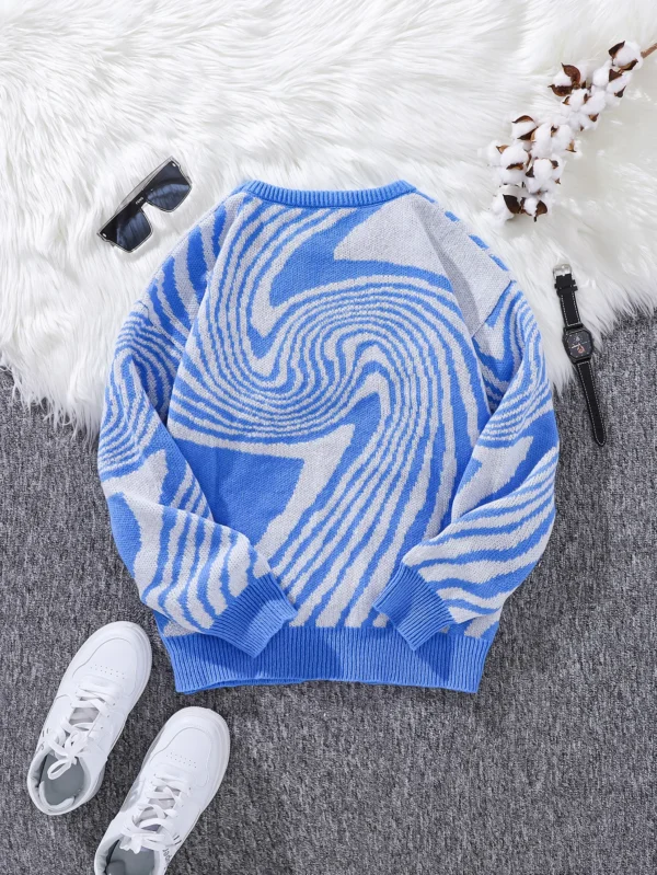 Casual Labyrinth Sweater - Image 12