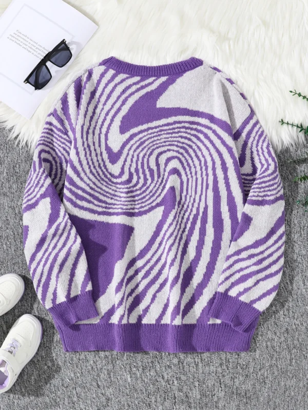 Casual Labyrinth Sweater - Image 14